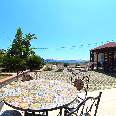 La Pace, Il Sole, Il Mare - Sanremo Casa Indipendente Vista Mare, Posto Auto Privato, Ampio Spazio Esterno Attrezzato, A Pochi Minuti Dalle Spiagge Esterno foto