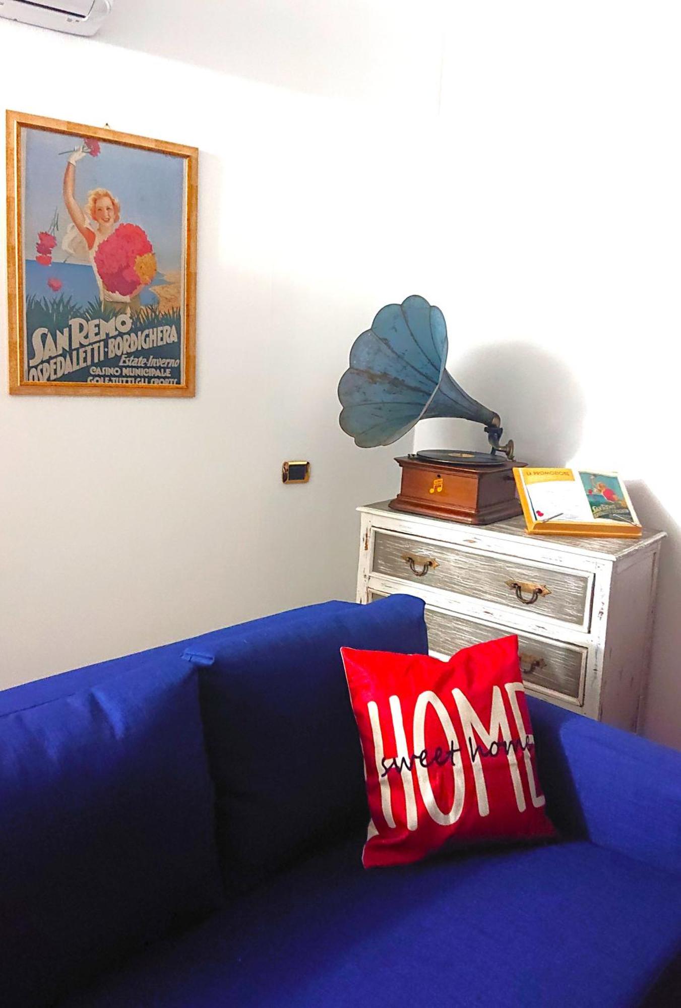 La Pace, Il Sole, Il Mare - Sanremo Casa Indipendente Vista Mare, Posto Auto Privato, Ampio Spazio Esterno Attrezzato, A Pochi Minuti Dalle Spiagge Esterno foto